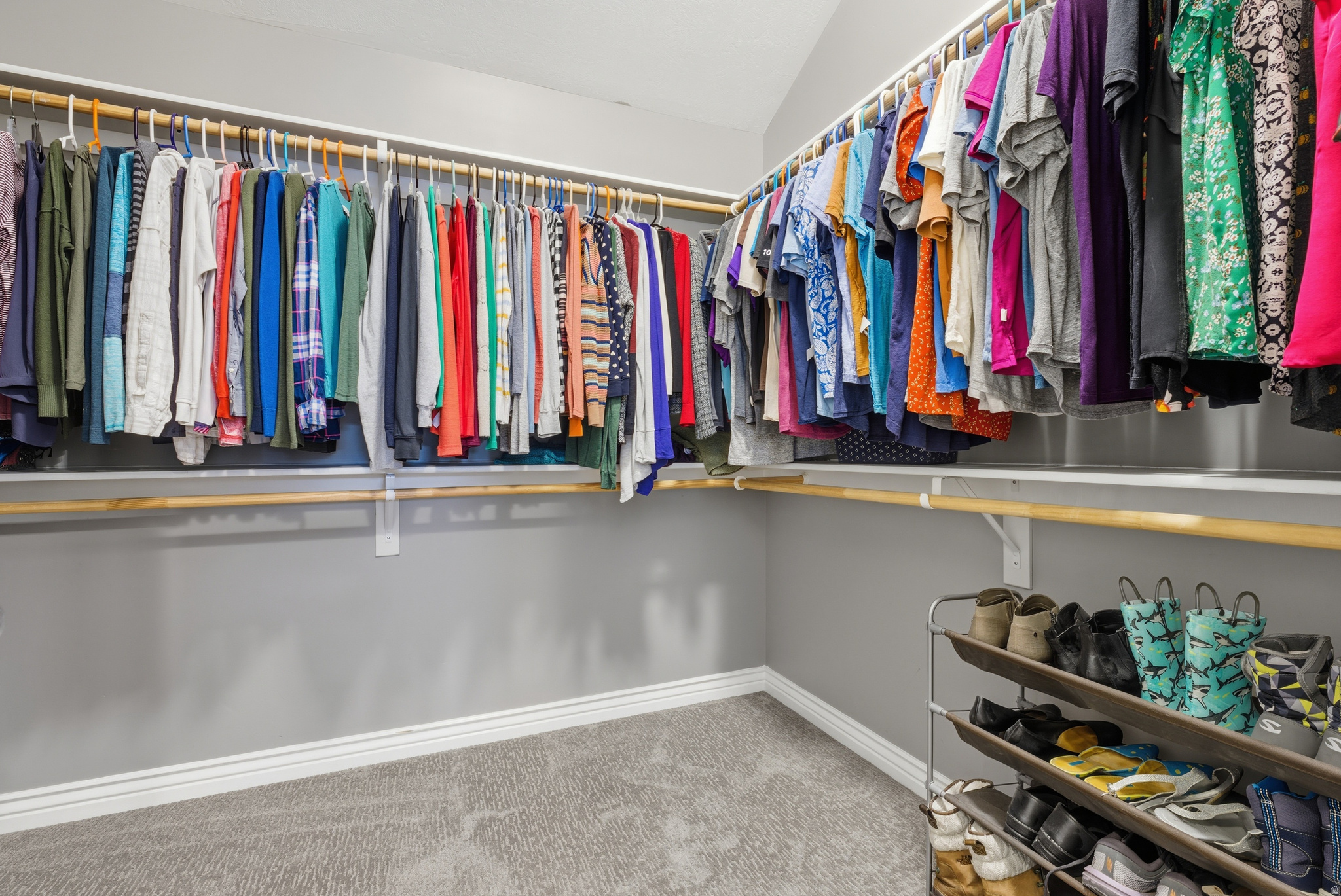 THE POINTE AT LITTLE COTTONWOOD - Residential