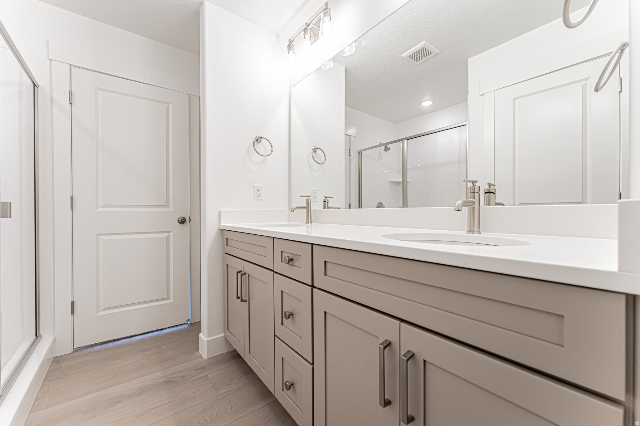 HIGHRIDGE - Residential