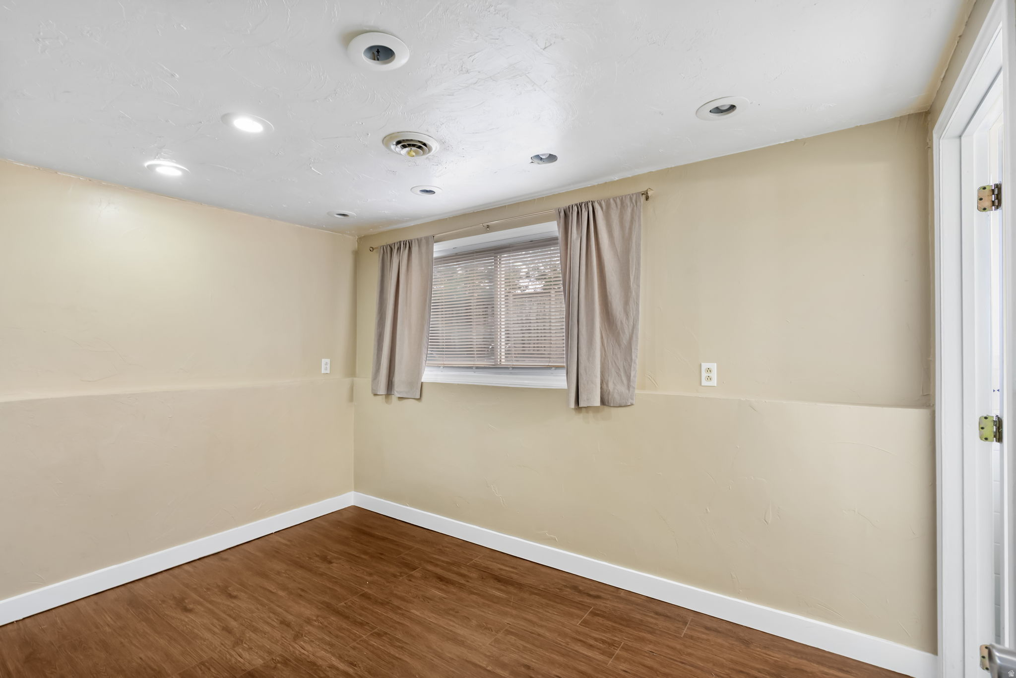 DIXIE VALLEY #5 - Residential