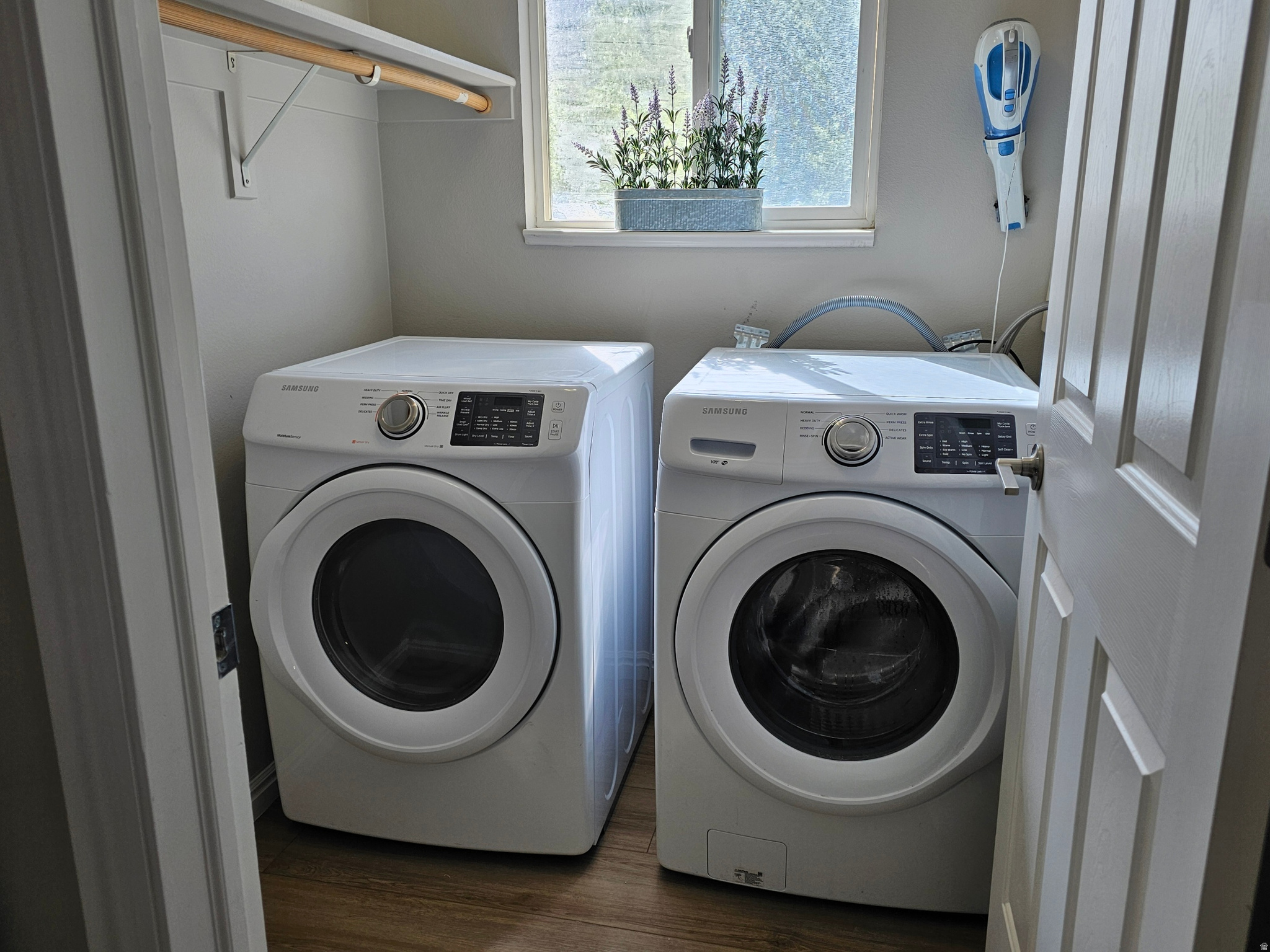 DIAMOND SUMMIT - Residential