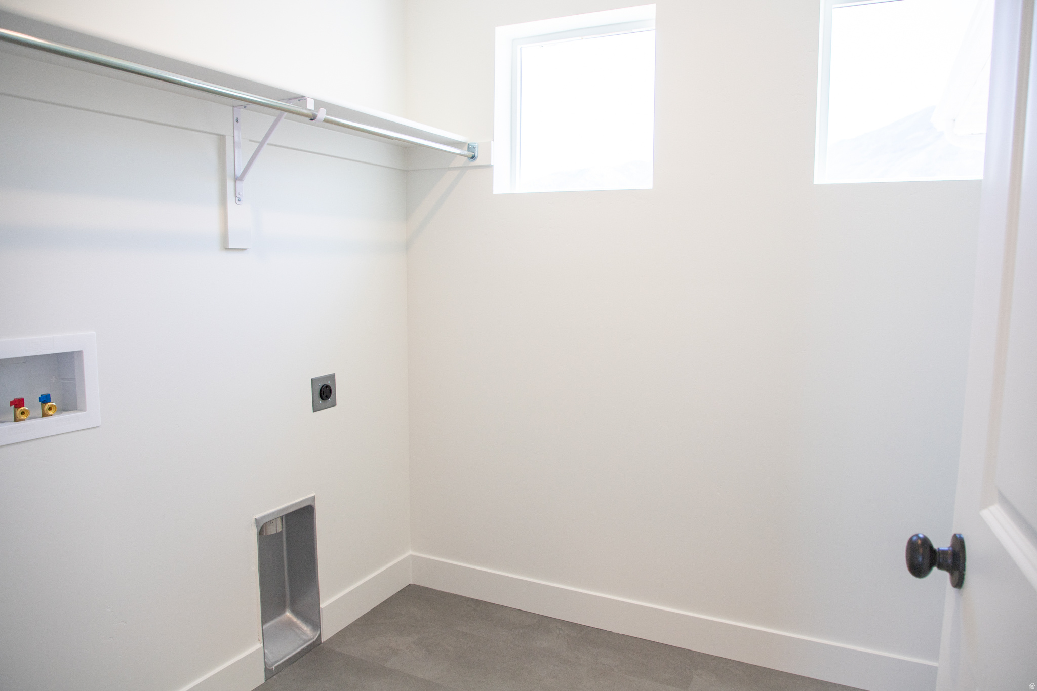 SALEM FIELDS - Residential