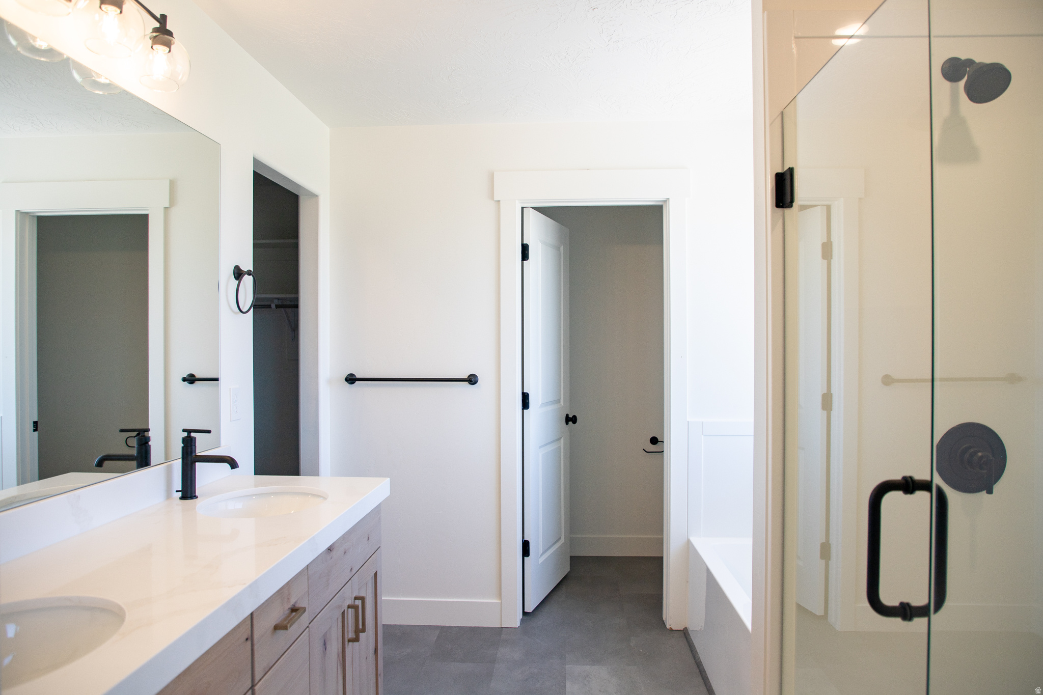 SALEM FIELDS - Residential