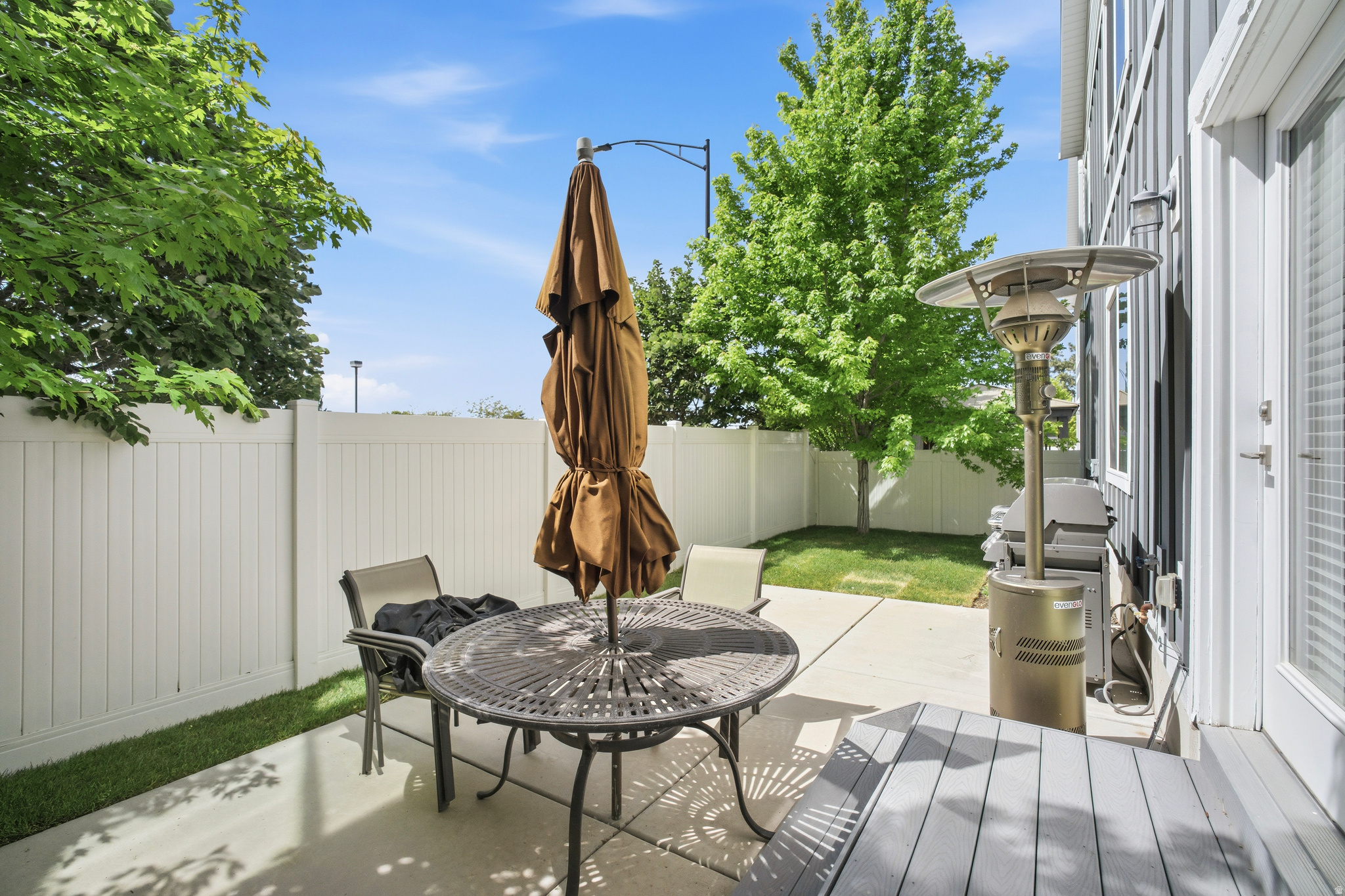 BRIDLEWOOD COURT - Residential