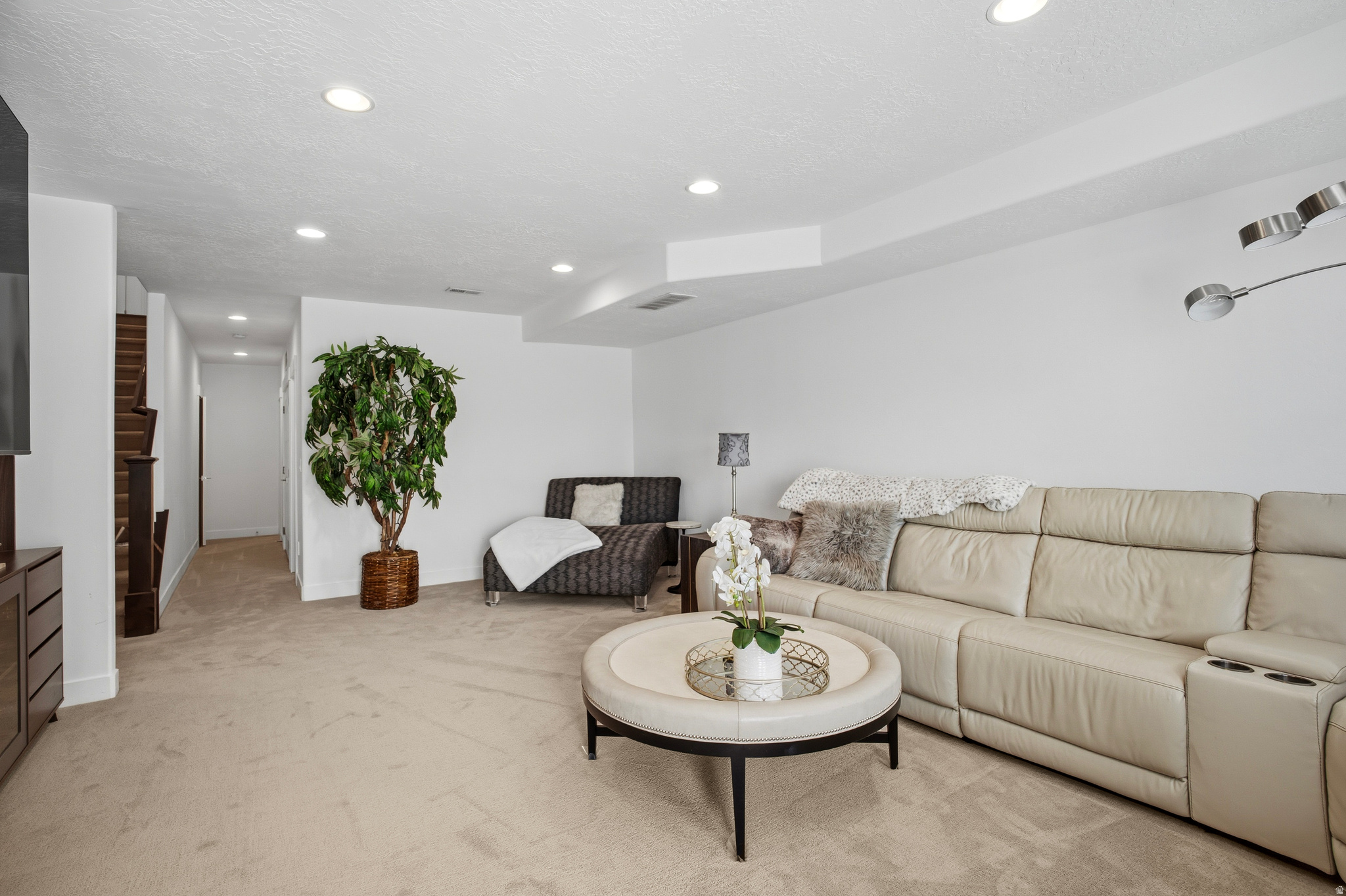 BRIDLEWOOD COURT - Residential