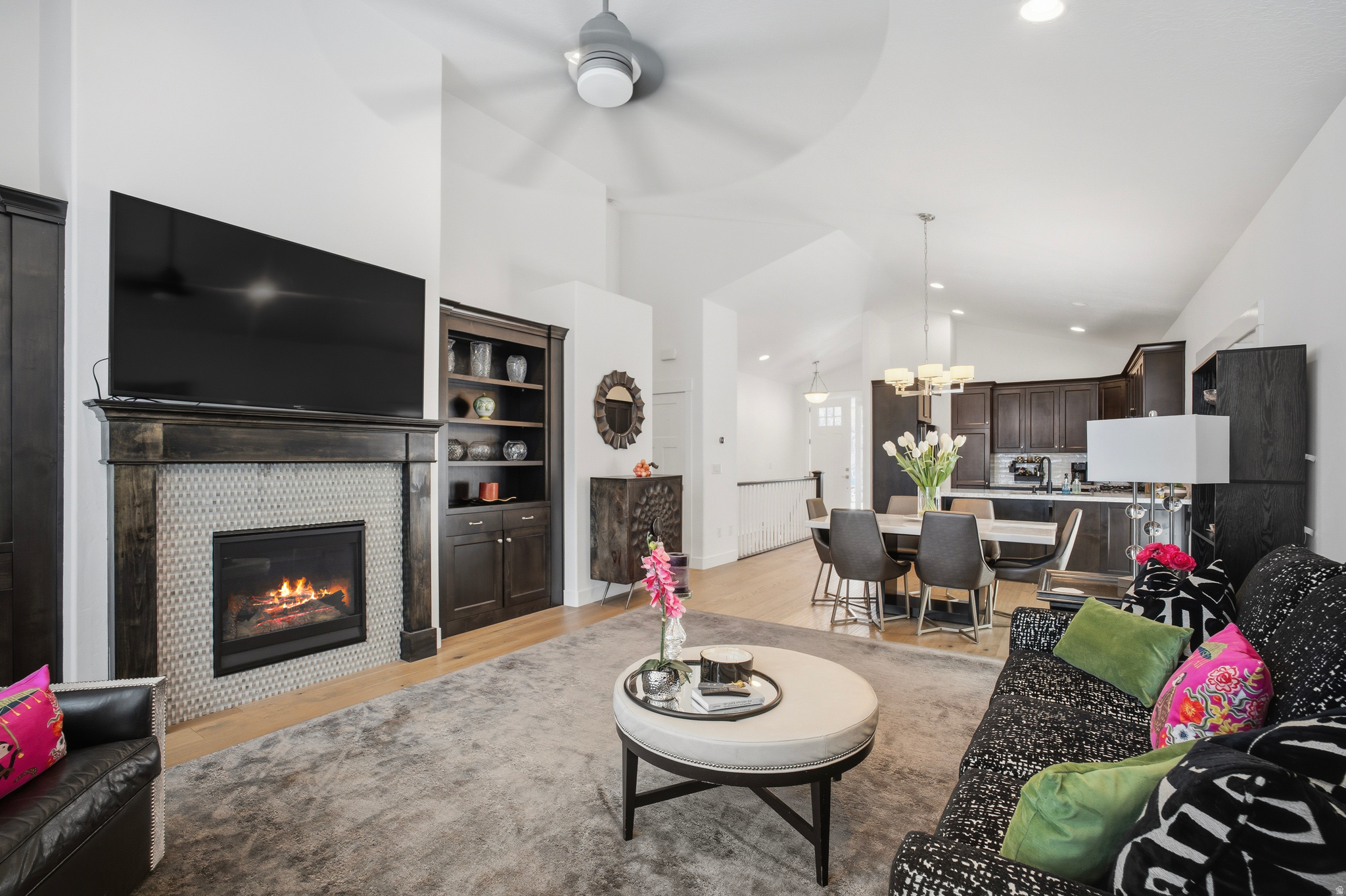 BRIDLEWOOD COURT - Residential