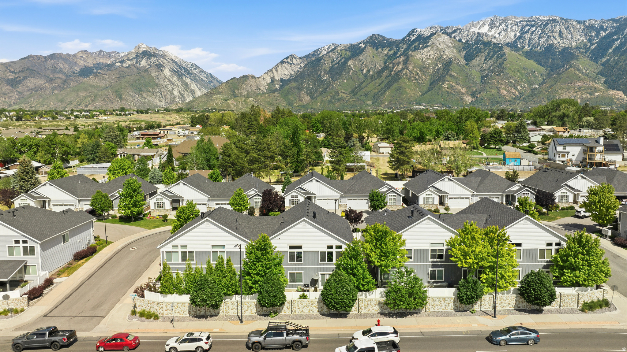 BRIDLEWOOD COURT - Residential