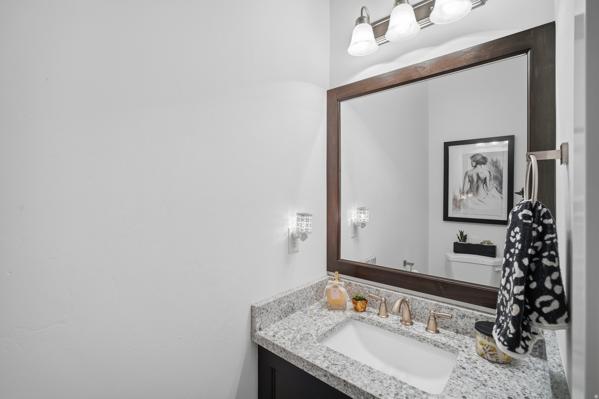BRIDLEWOOD COURT - Residential