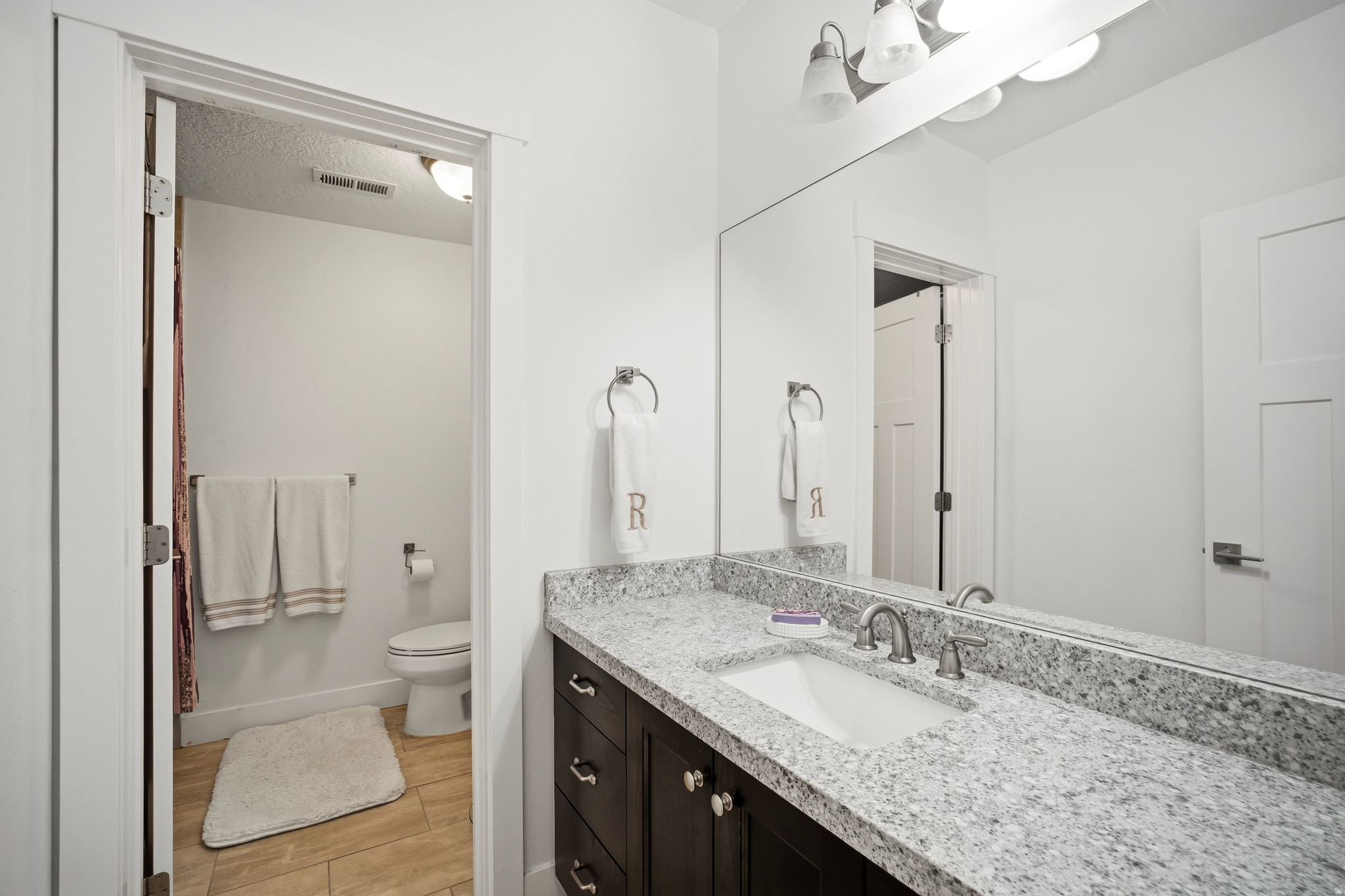 BRIDLEWOOD COURT - Residential