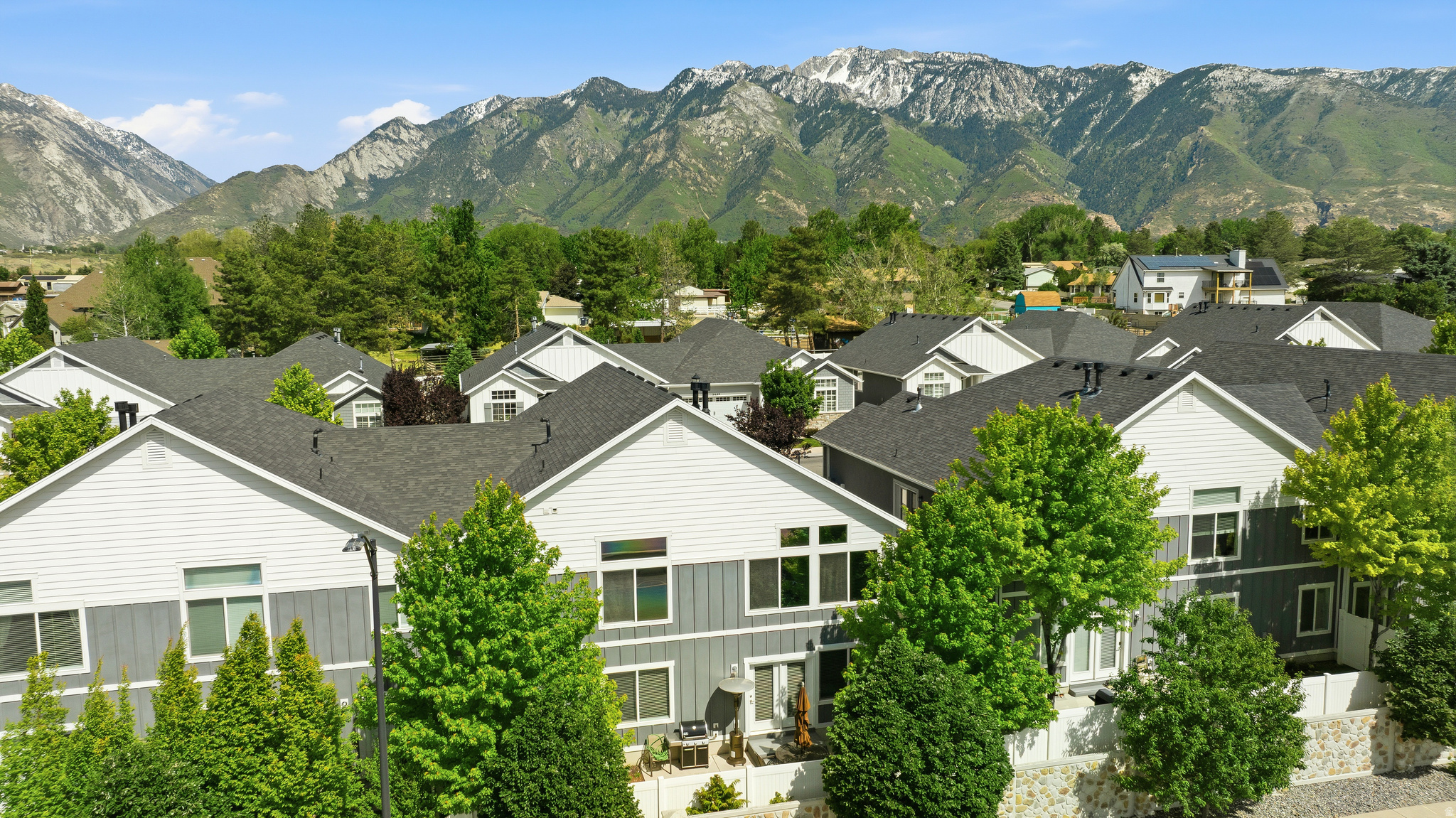 BRIDLEWOOD COURT - Residential