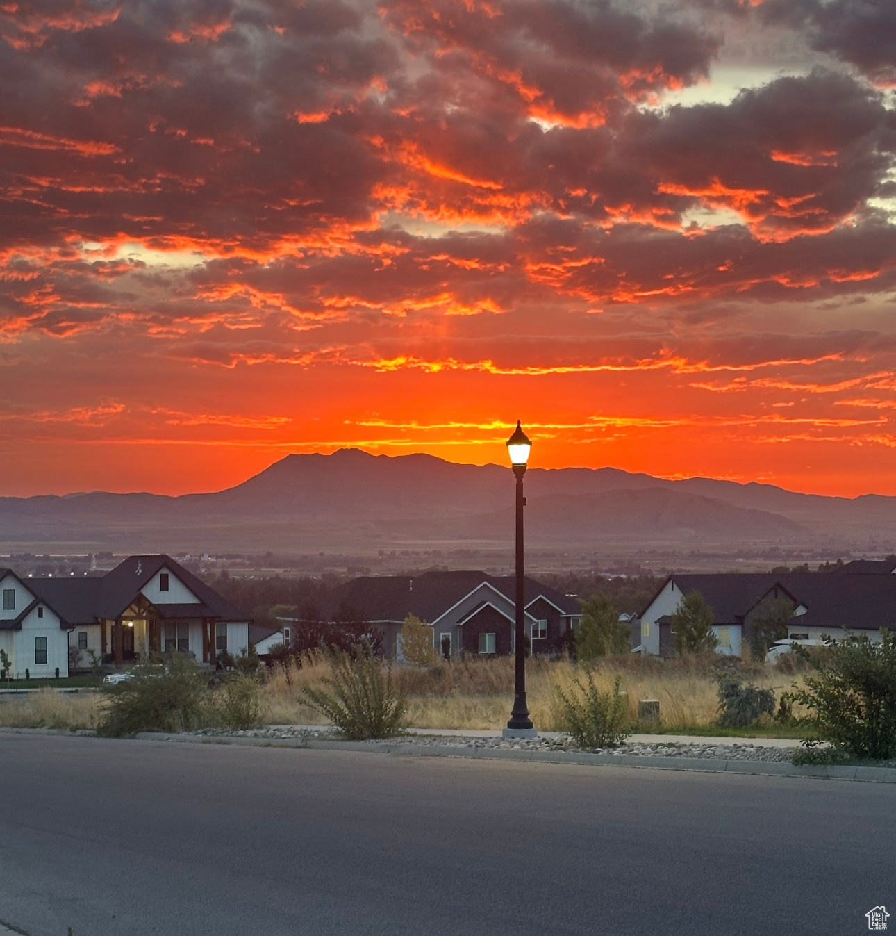 VISTAS AT DRY CANYON - Residential