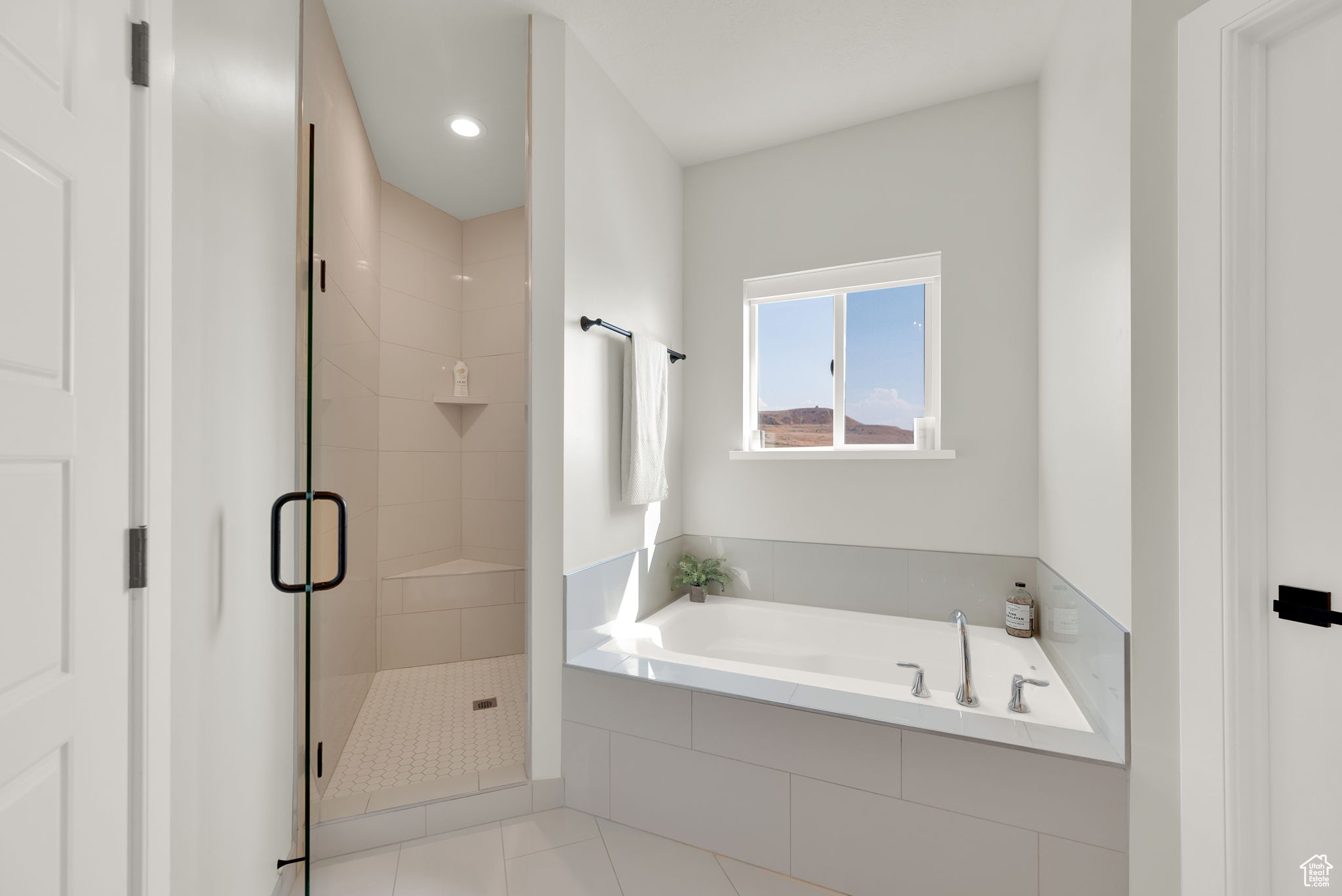 VISTAS AT DRY CANYON - Residential