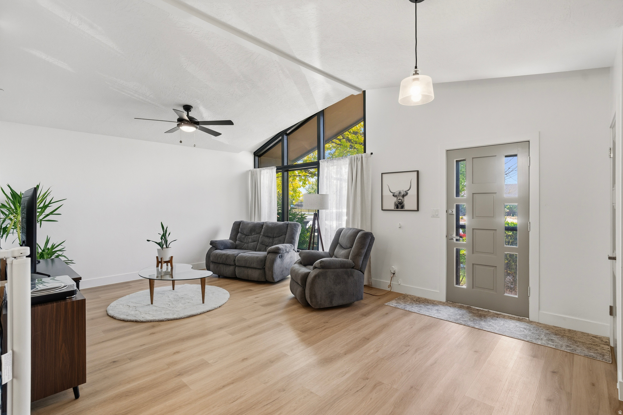 SUNRISE VILLAGE TH A - Residential