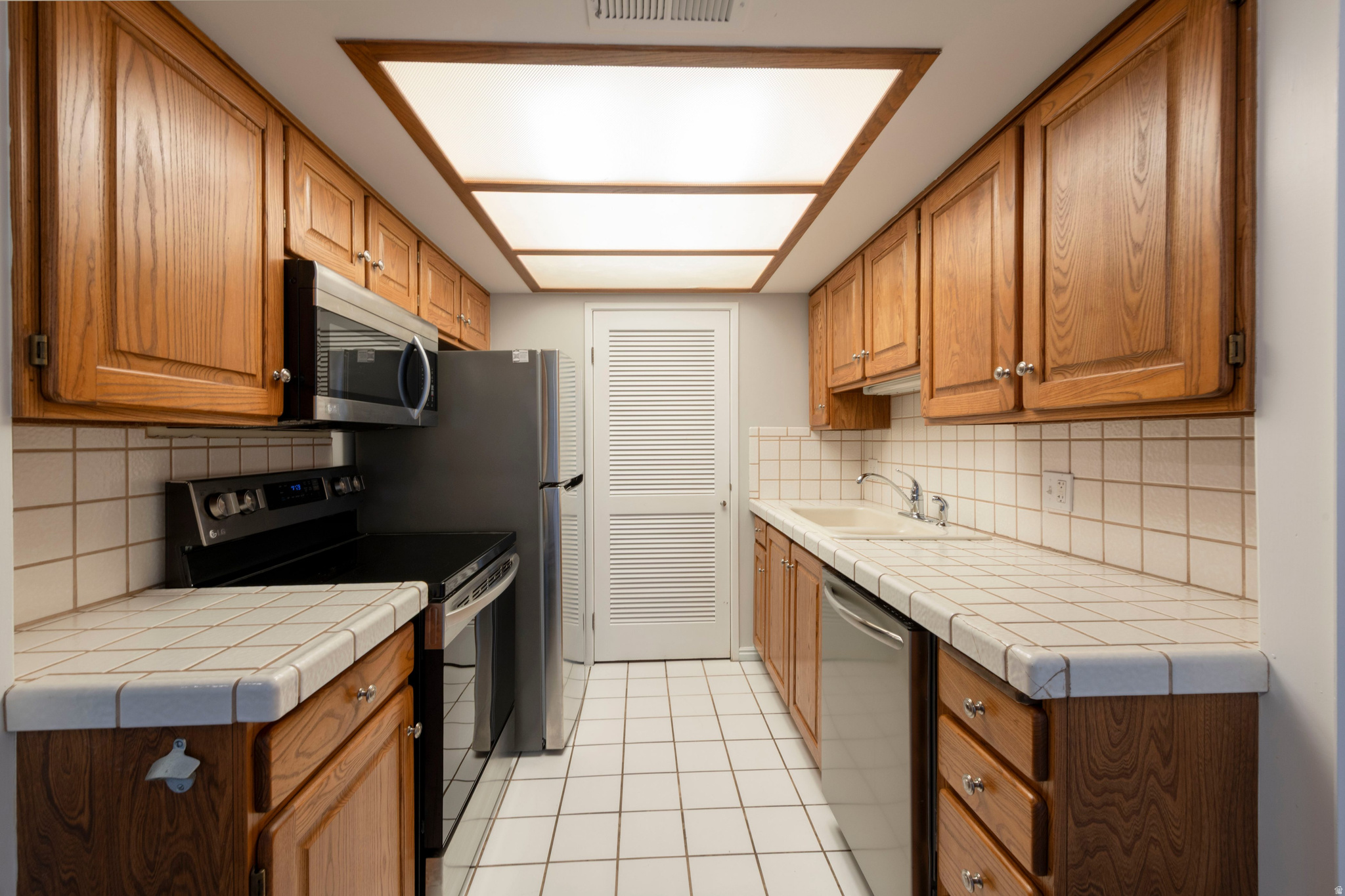 ARLINGTON PLACE - Residential