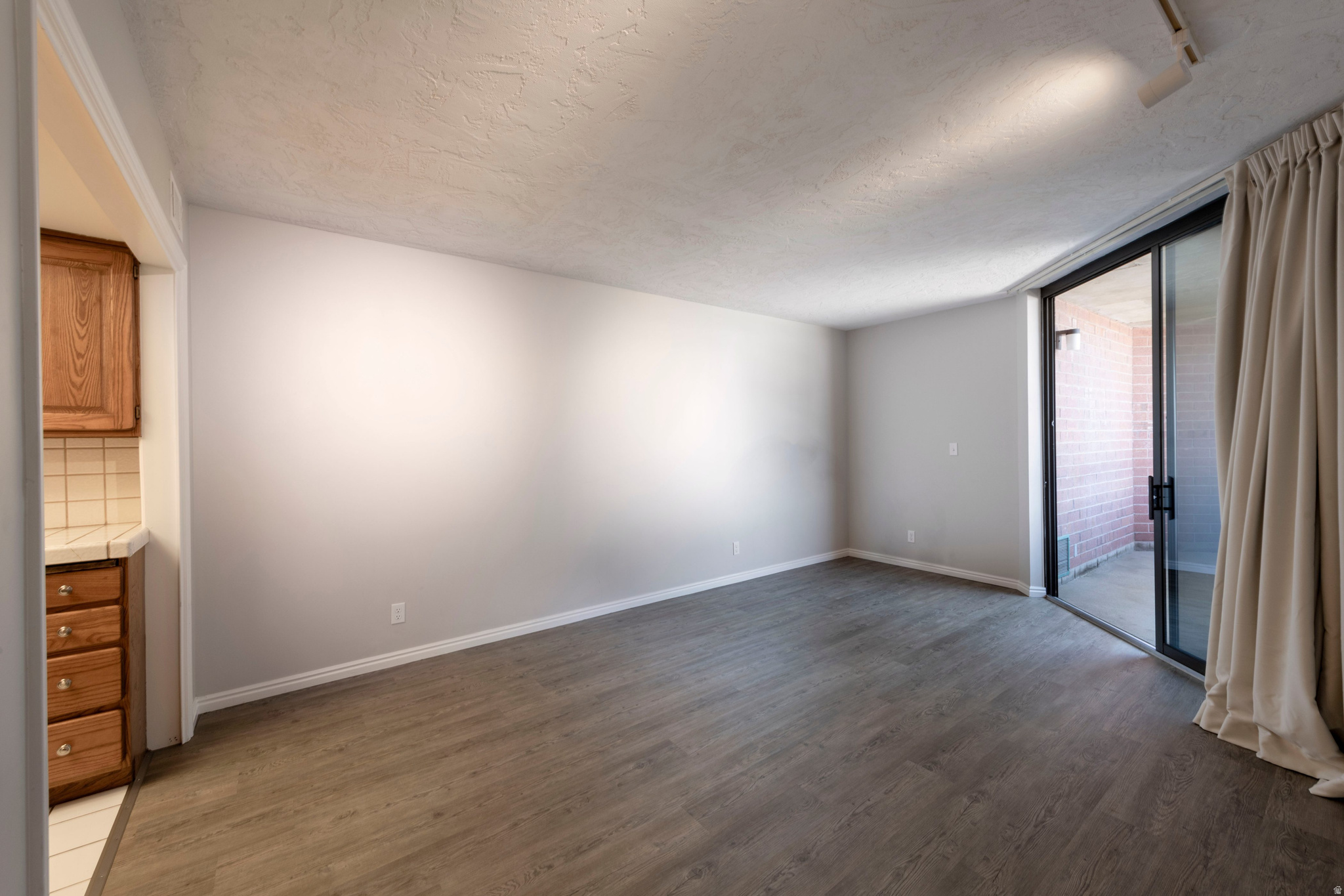 ARLINGTON PLACE - Residential