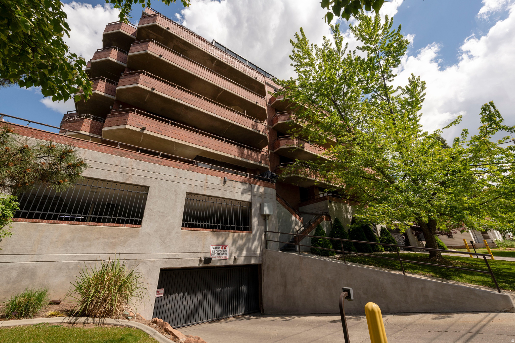ARLINGTON PLACE - Residential