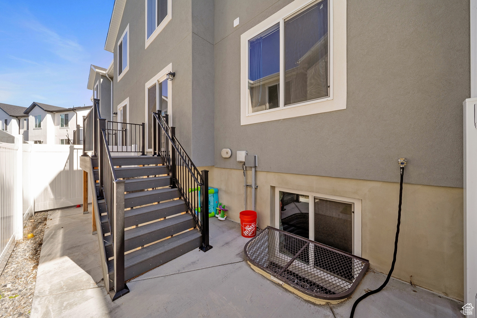 WESTERN ACRES - Residential