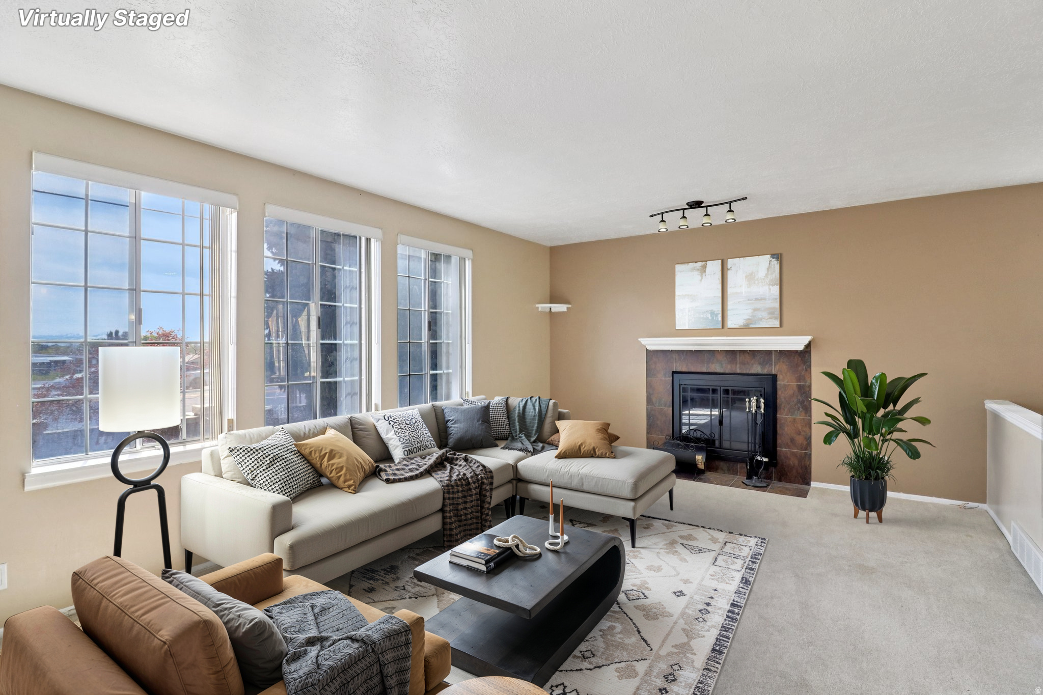 ROSEWOOD MANNER - Residential