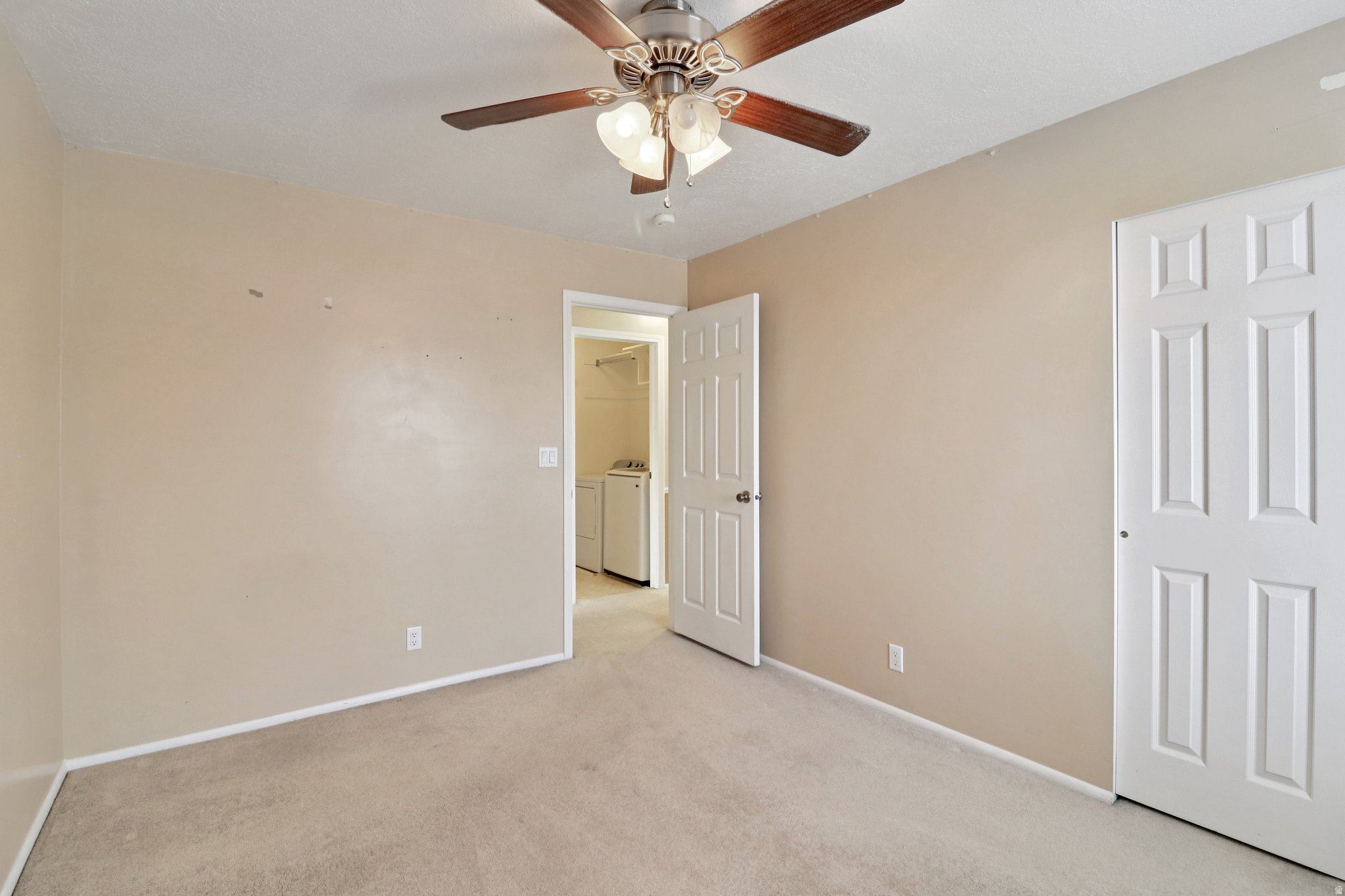 ROSEWOOD MANNER - Residential