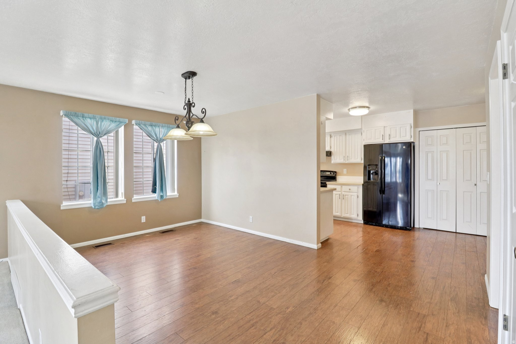 ROSEWOOD MANNER - Residential