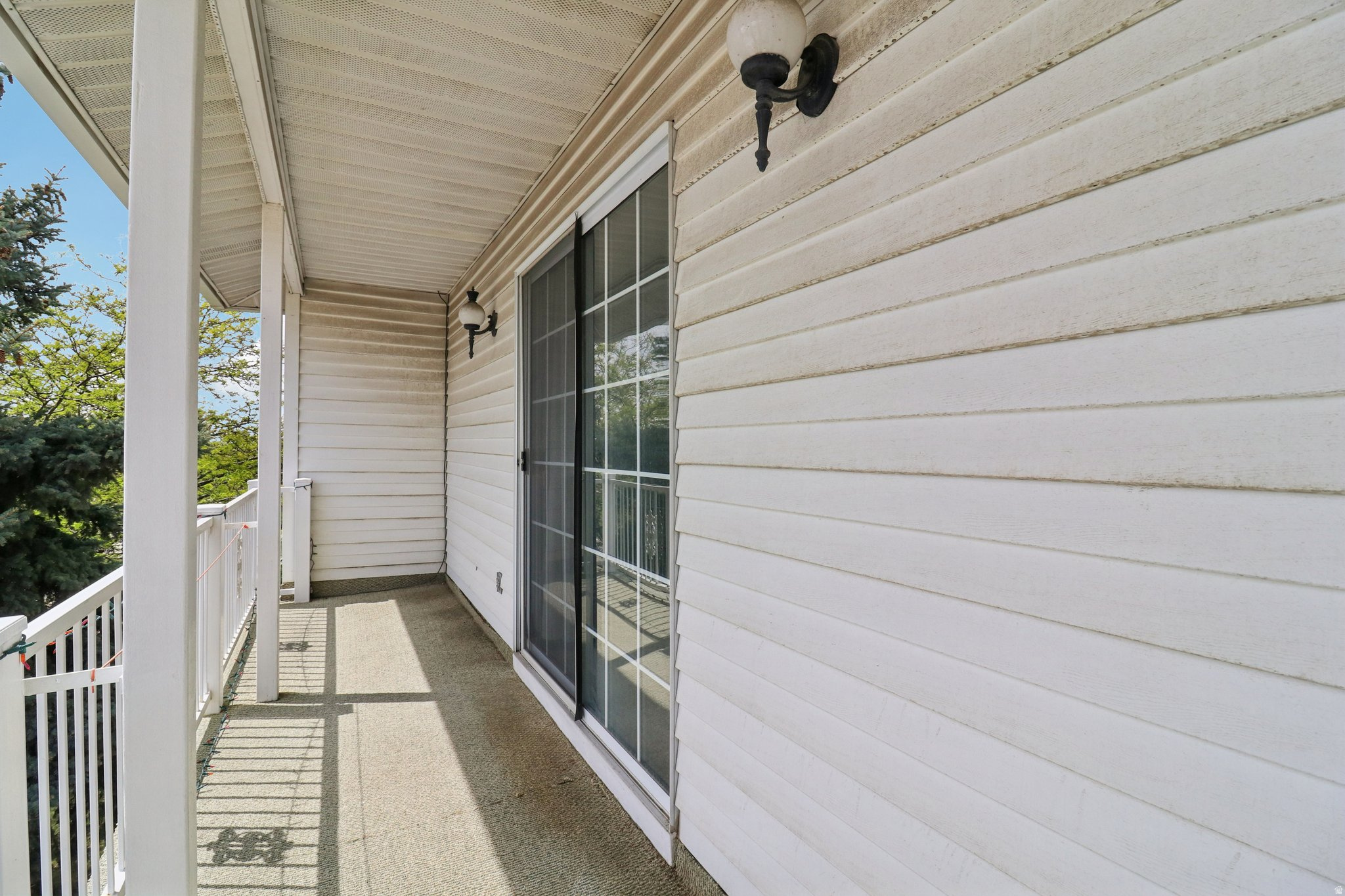 ROSEWOOD MANNER - Residential