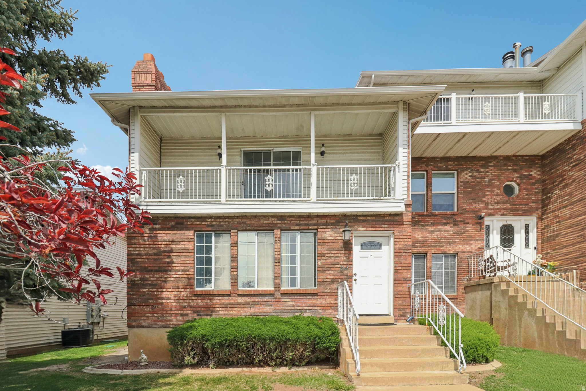 ROSEWOOD MANNER - Residential