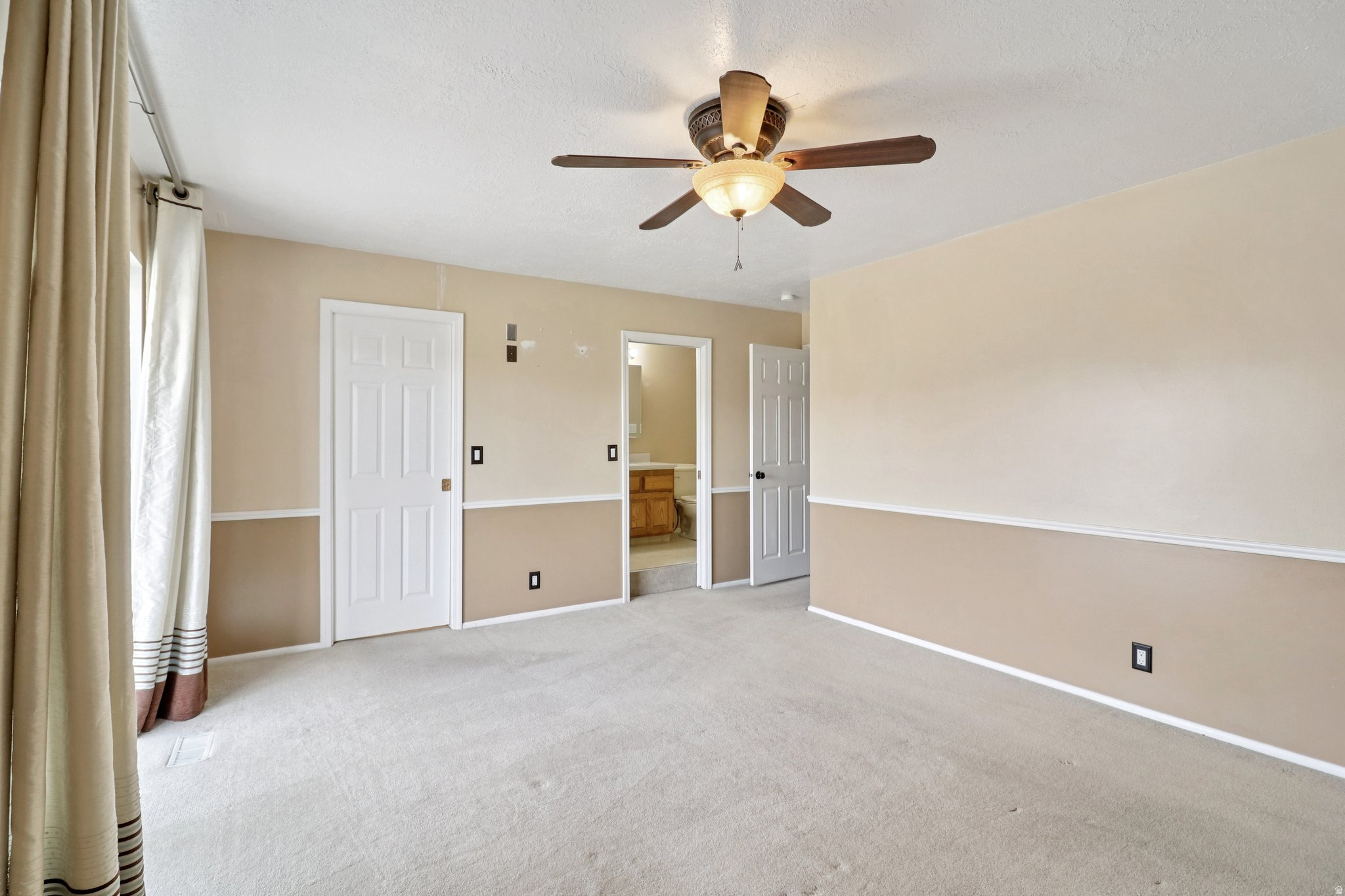 ROSEWOOD MANNER - Residential