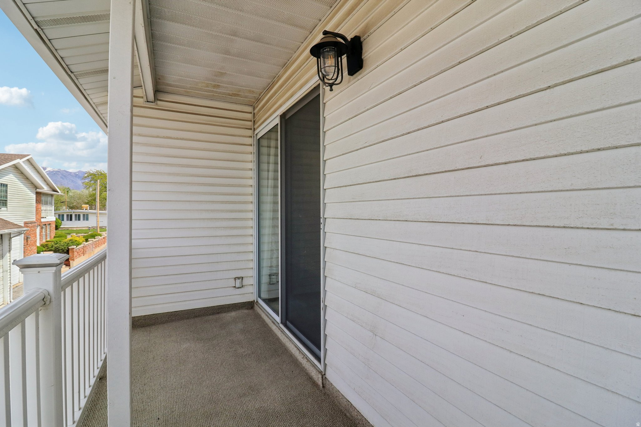 ROSEWOOD MANNER - Residential