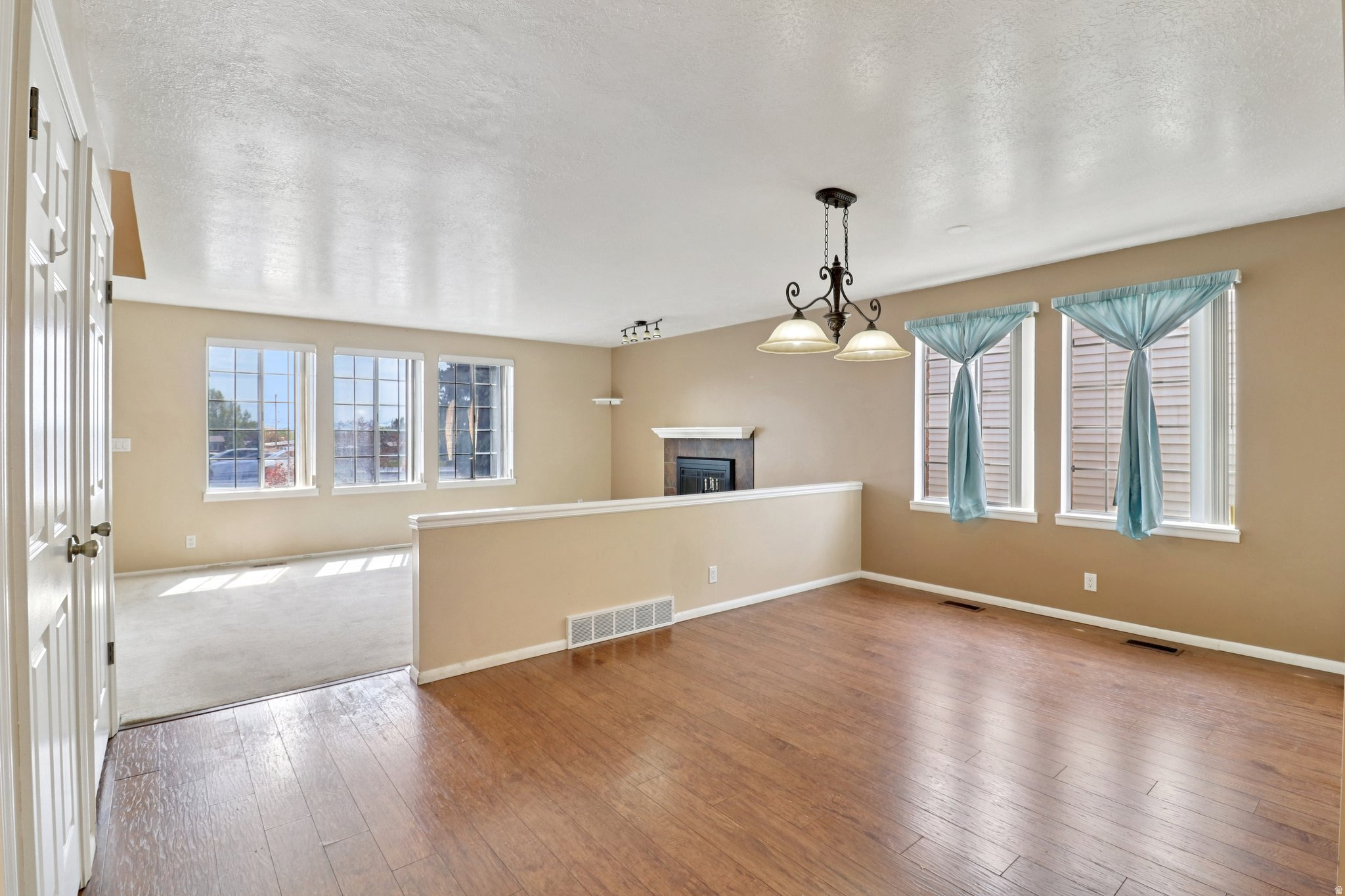 ROSEWOOD MANNER - Residential