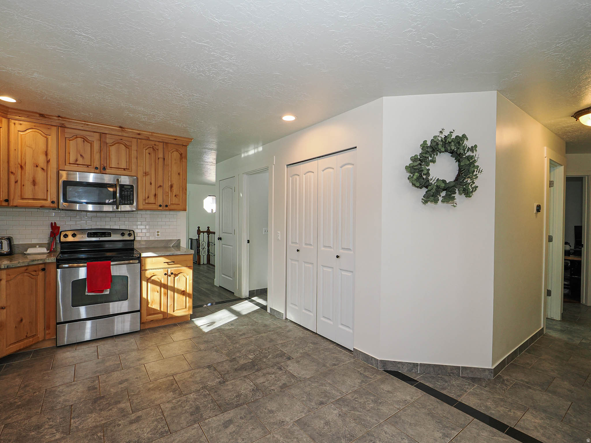 IMPERIAL SQUARE #2 - Residential