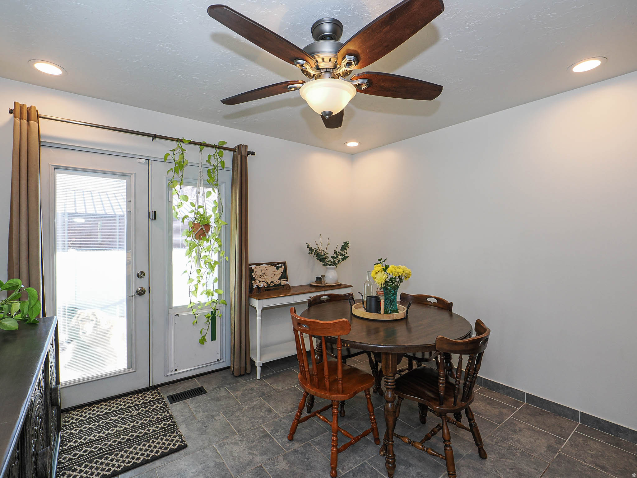 IMPERIAL SQUARE #2 - Residential