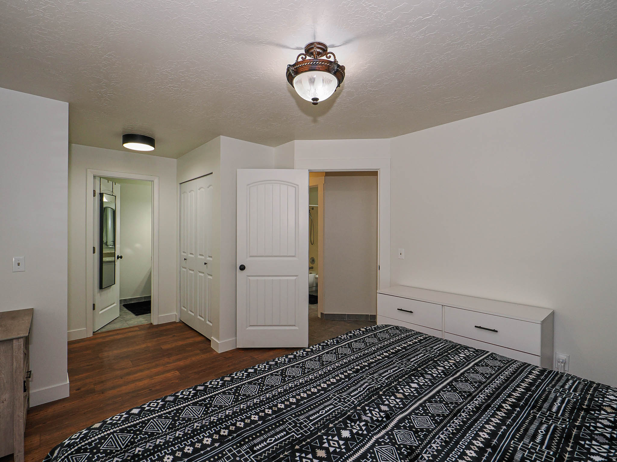 IMPERIAL SQUARE #2 - Residential