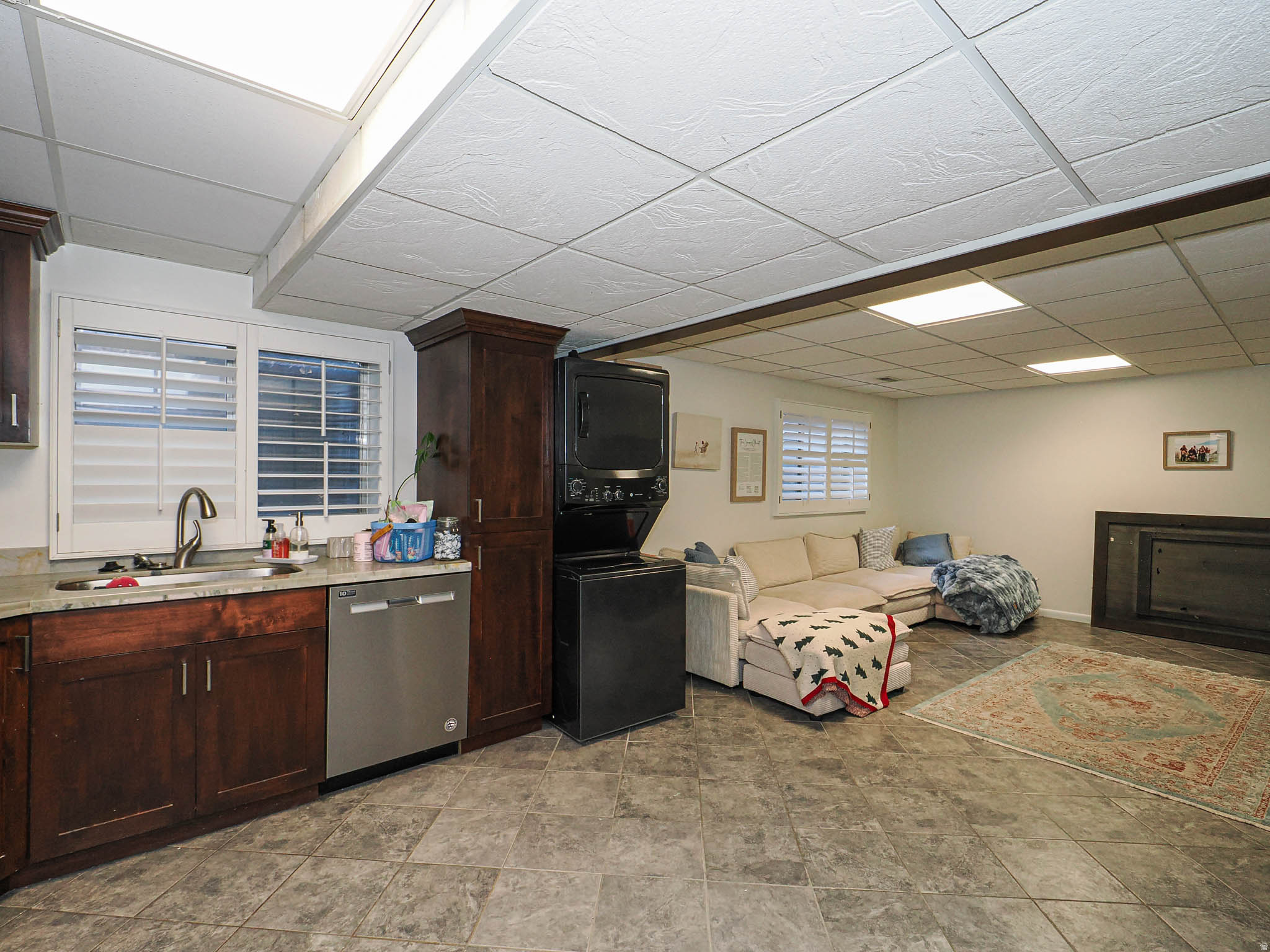 IMPERIAL SQUARE #2 - Residential