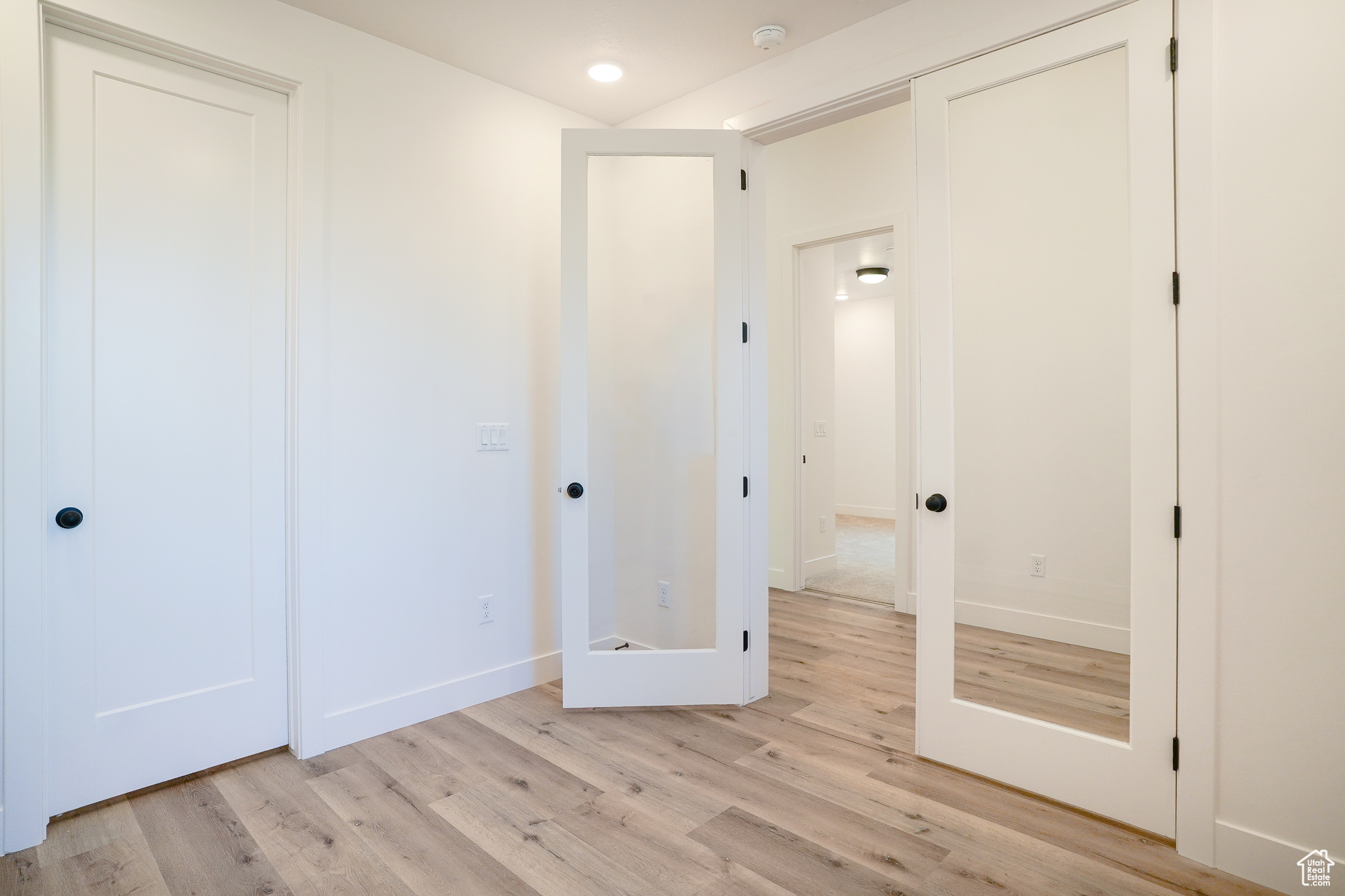 SANDS COVE - Residential