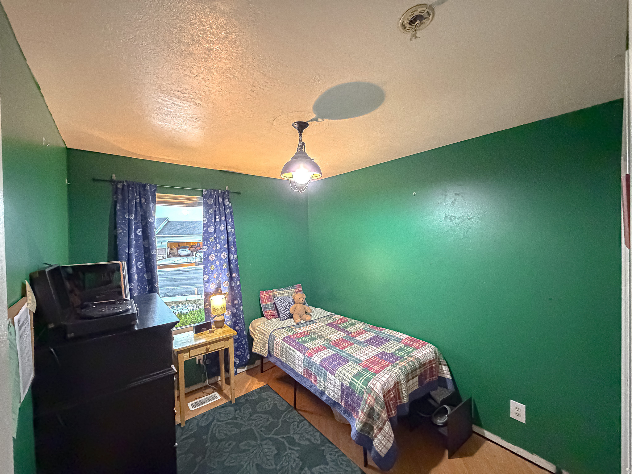 MOUNTAIN VIEW - Residential