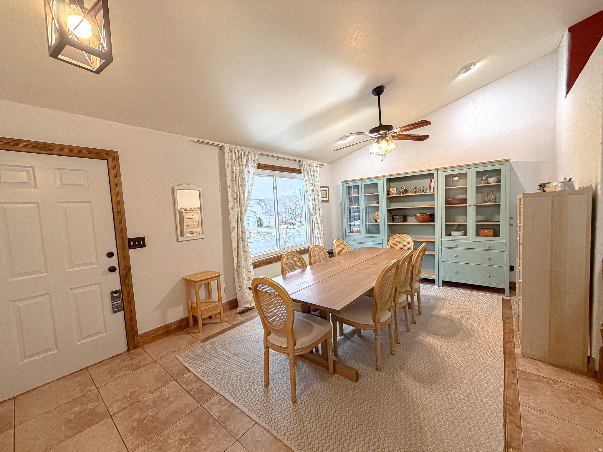 MOUNTAIN VIEW - Residential