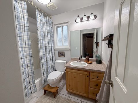 Tiny photo for 1216 E LOAFER VIEW DR, Payson, UT 84651 (MLS # 2139488)