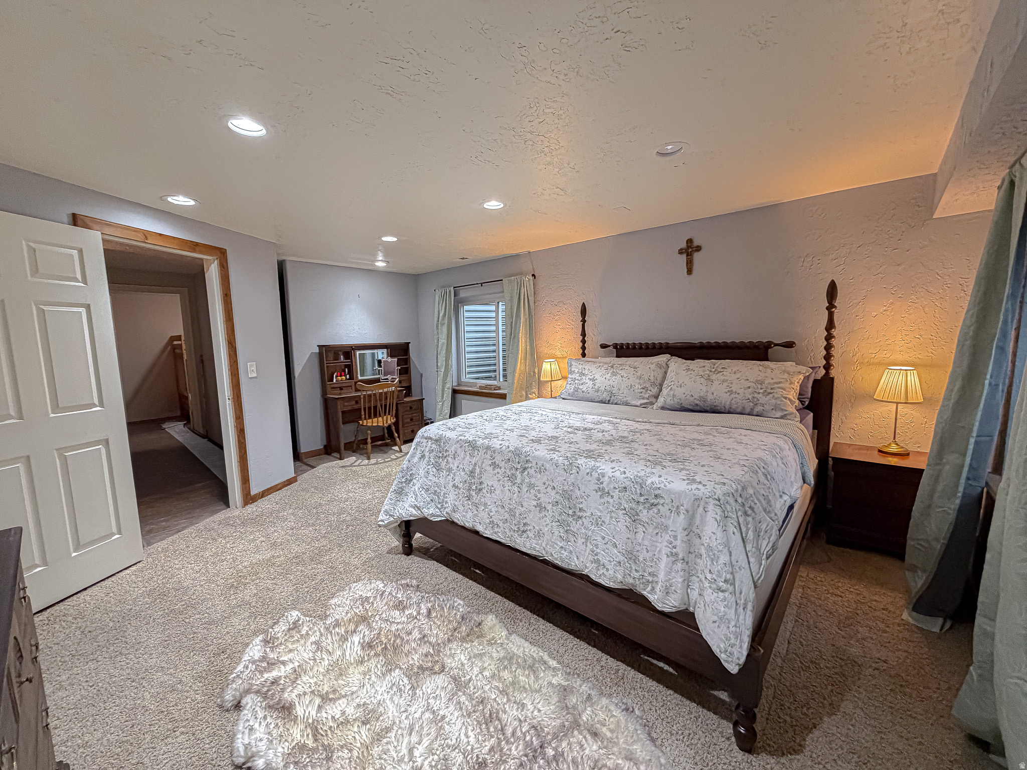 MOUNTAIN VIEW - Residential