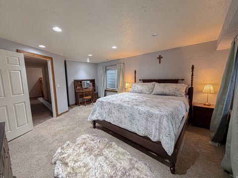 Tiny photo for 1216 E LOAFER VIEW DR, Payson, UT 84651 (MLS # 2139488)