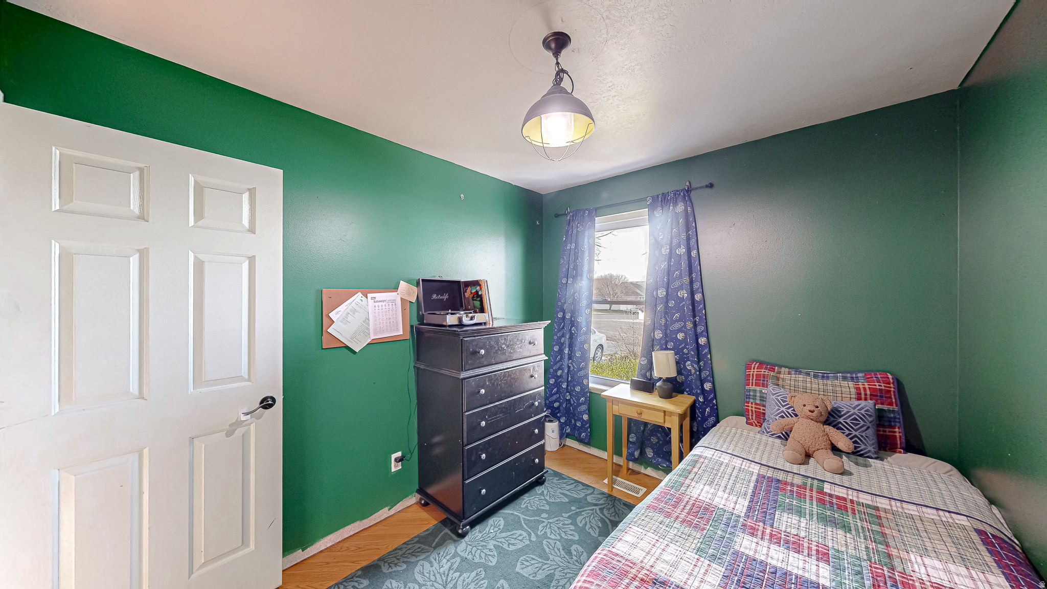 MOUNTAIN VIEW - Residential