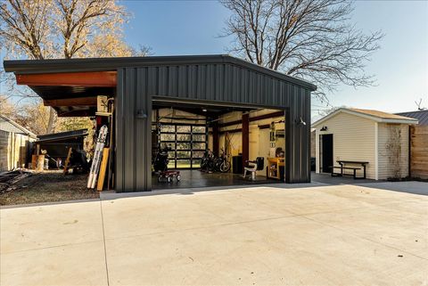 Tiny photo for 2595 S 800 E, Salt Lake City, UT 84106 (MLS # 2127344)