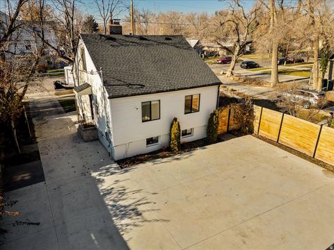 Tiny photo for 2595 S 800 E, Salt Lake City, UT 84106 (MLS # 2127344)