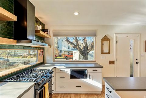 Tiny photo for 2595 S 800 E, Salt Lake City, UT 84106 (MLS # 2127344)