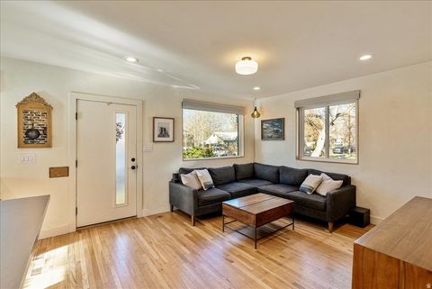 Tiny photo for 2595 S 800 E, Salt Lake City, UT 84106 (MLS # 2127344)