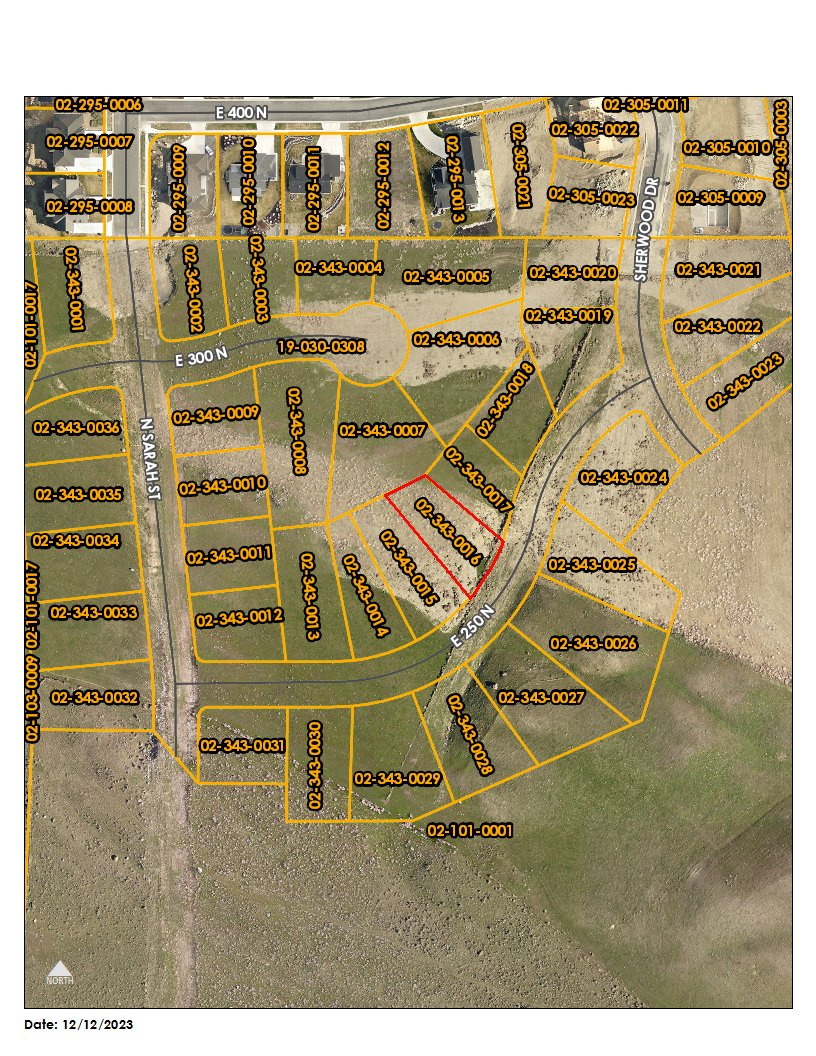 HOMES ON THE KNOLL - Land