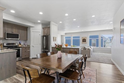 Tiny photo for 370 W KNIGHTS LN, Layton, UT 84041 (MLS # 2158621)