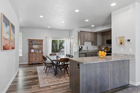 Tiny photo for 370 W KNIGHTS LN, Layton, UT 84041 (MLS # 2158621)