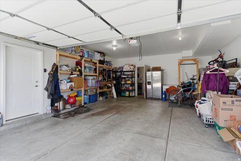 Tiny photo for 370 W KNIGHTS LN, Layton, UT 84041 (MLS # 2158621)