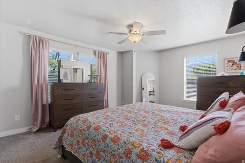 Tiny photo for 370 W KNIGHTS LN, Layton, UT 84041 (MLS # 2158621)