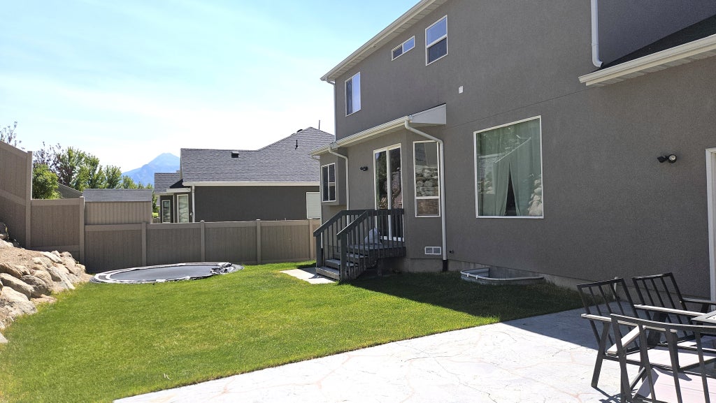 Photo of 828 W VALLEY VIEW WAY, Lehi, UT 84048 (MLS # 2175584)