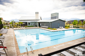 DAYBREAK - Residential